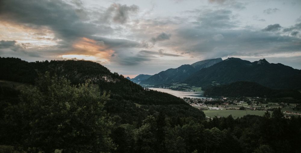 Hochzeit von Martina & Werner – Heiraten auf der Laimeralm am Wolfgangsee – Ina plant © Nadine Schachinger
